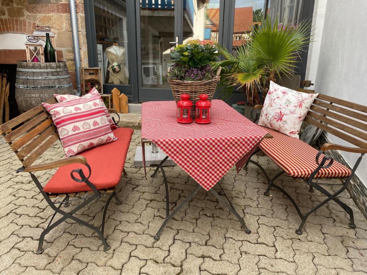 Apartment Gaestehaus Sellemols Kuefer Heuchelheim-Klingen